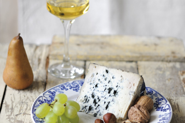 Bleu d’Auvergne & Sainte Croix du Mont 2010 Sweet white wine