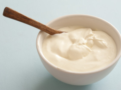 Sour cream or acidic cream